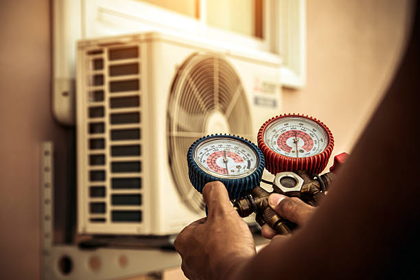 Professional Hvac Installation technician working in Edgewood, MD